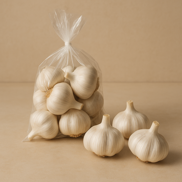 Fresh Raw Garlic — Chemical-Free