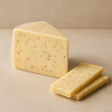 Garlic Cheddar Cheese — A2/A2 Salted (per lb)
